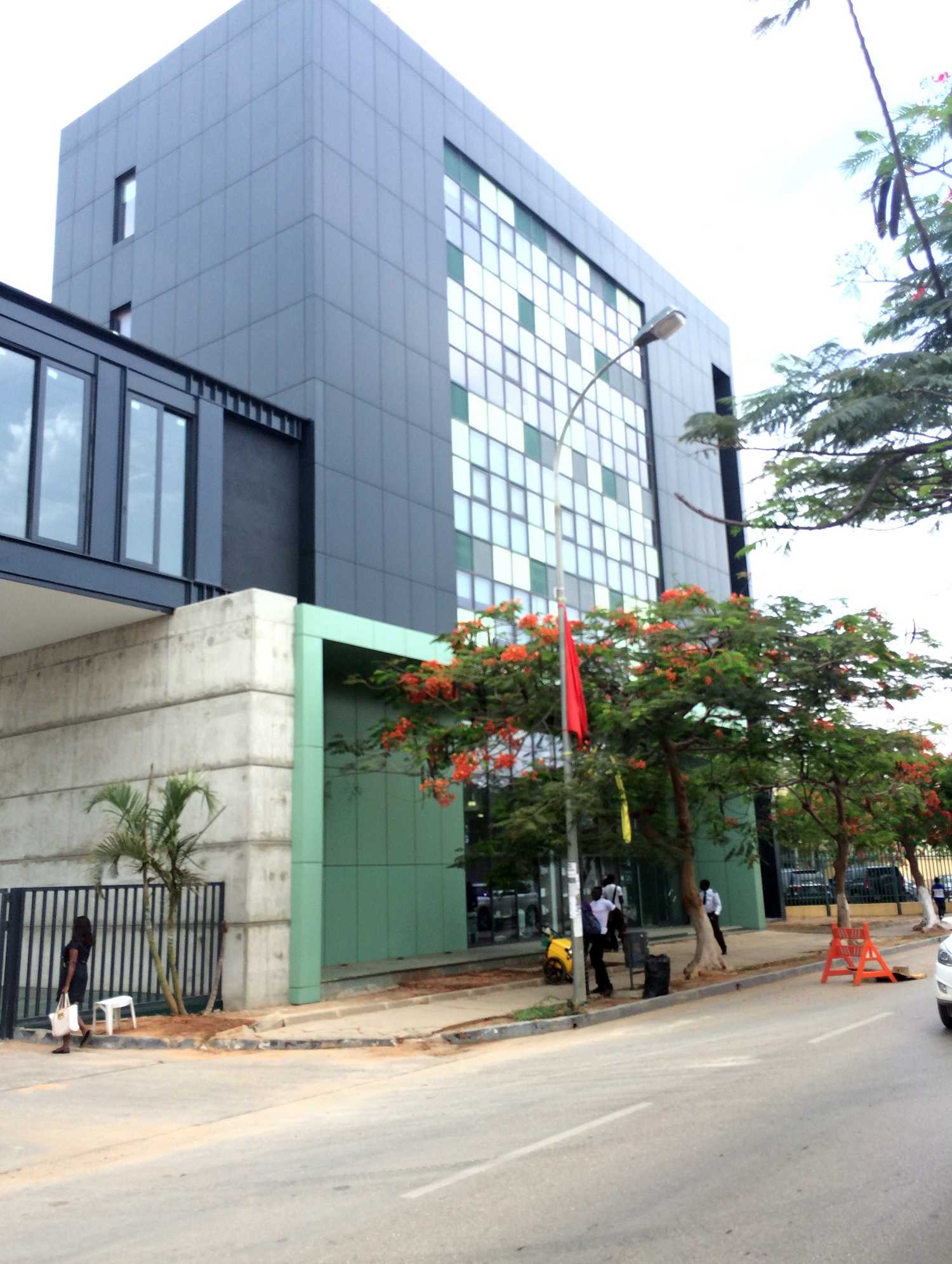 Espaço Energia - Edifício de Escritórios Talatona Park